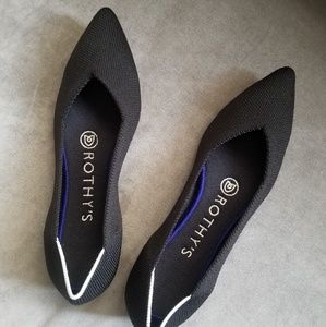 New Black rothys size 5